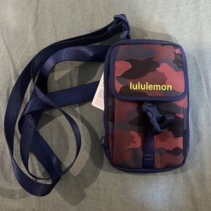 Lululemon Zip-Top Crossbody Bag